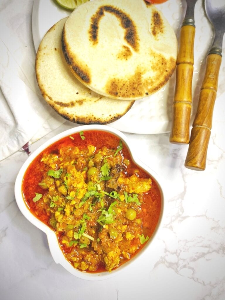 Qeema Matar Keema Mutter serving ideas