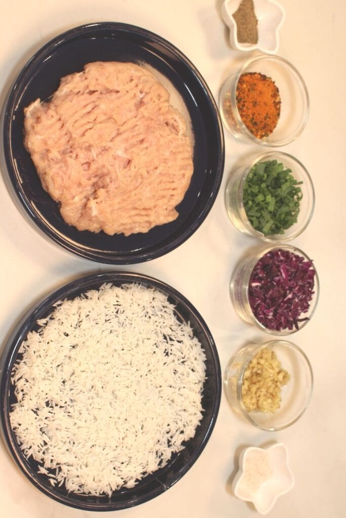 Ingredients of Steamed Chicken dumplings