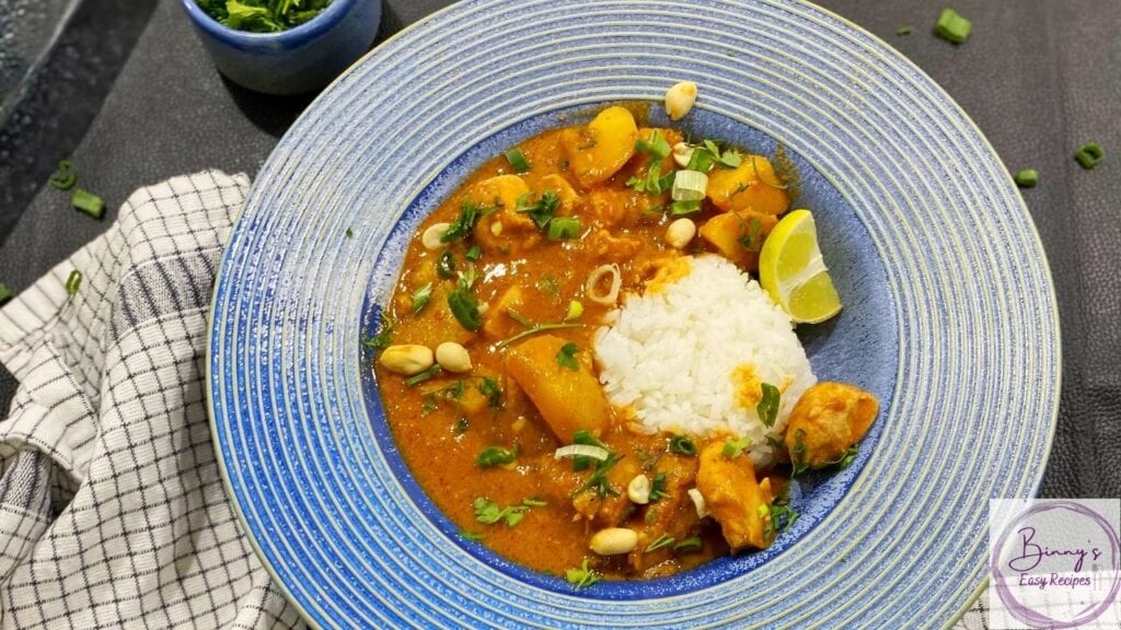 1 pot Massaman Curry Chicken